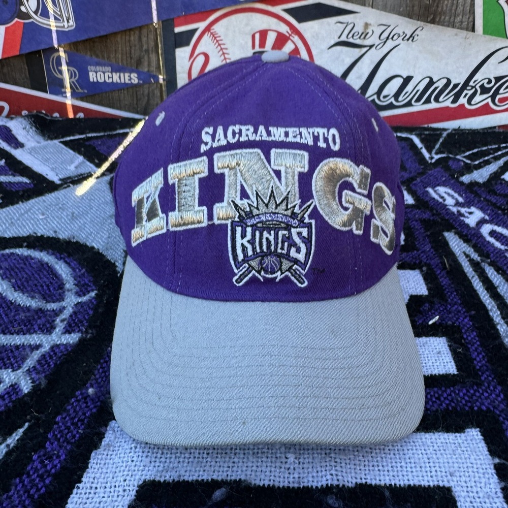 Vintage‎ Sacramento Kings SnapBack Hat Starter The Right Hat
